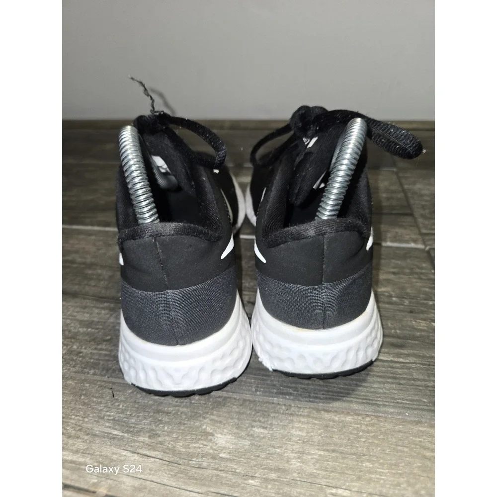 Nike Revolution 5 BQ6715-002 Black Women's Size 6 Running Shoes Sneakers - Picture 4 of 9